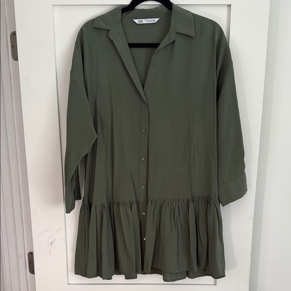 Zara Green 3/4 Sleeve Button Down Dress